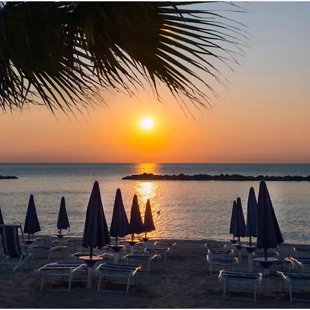 Centro Vacanze Mirage 4* Altidona