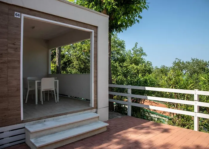 Centro Vacanze Mirage Hotel