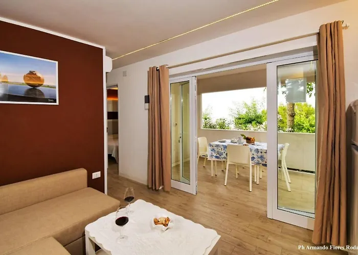 Centro Vacanze Mirage Hotel 4*