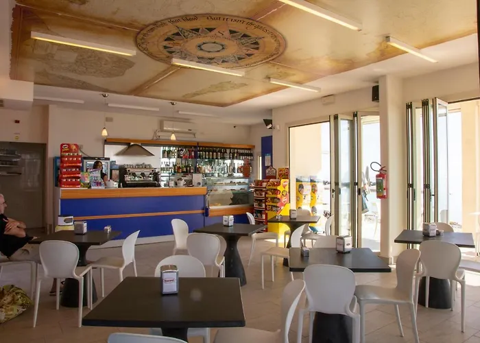 Centro Vacanze Mirage Hotel 4*