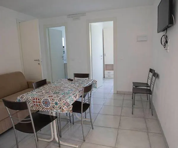 Centro Vacanze Mirage Hotel 4*